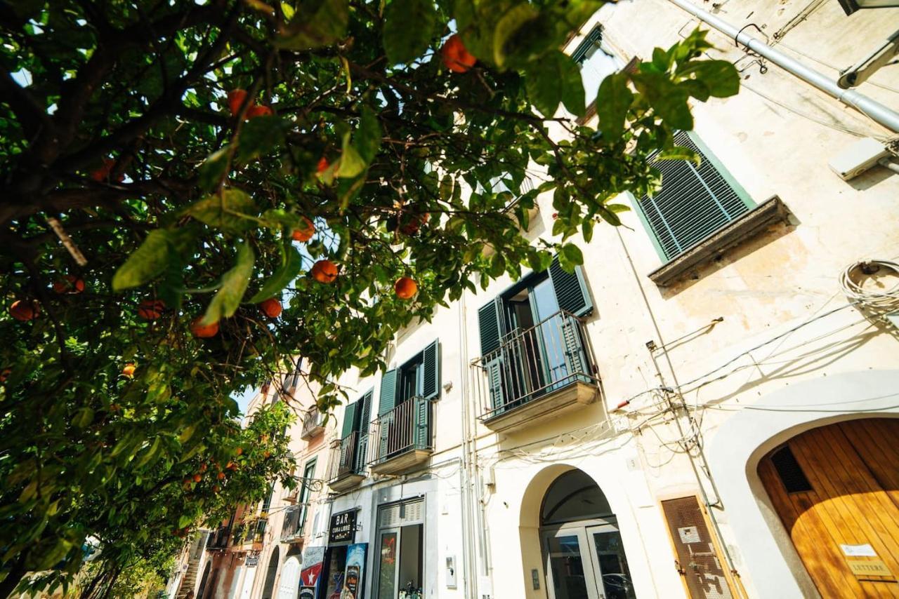 Domus Gisulfo Apartment Salerno Exterior photo